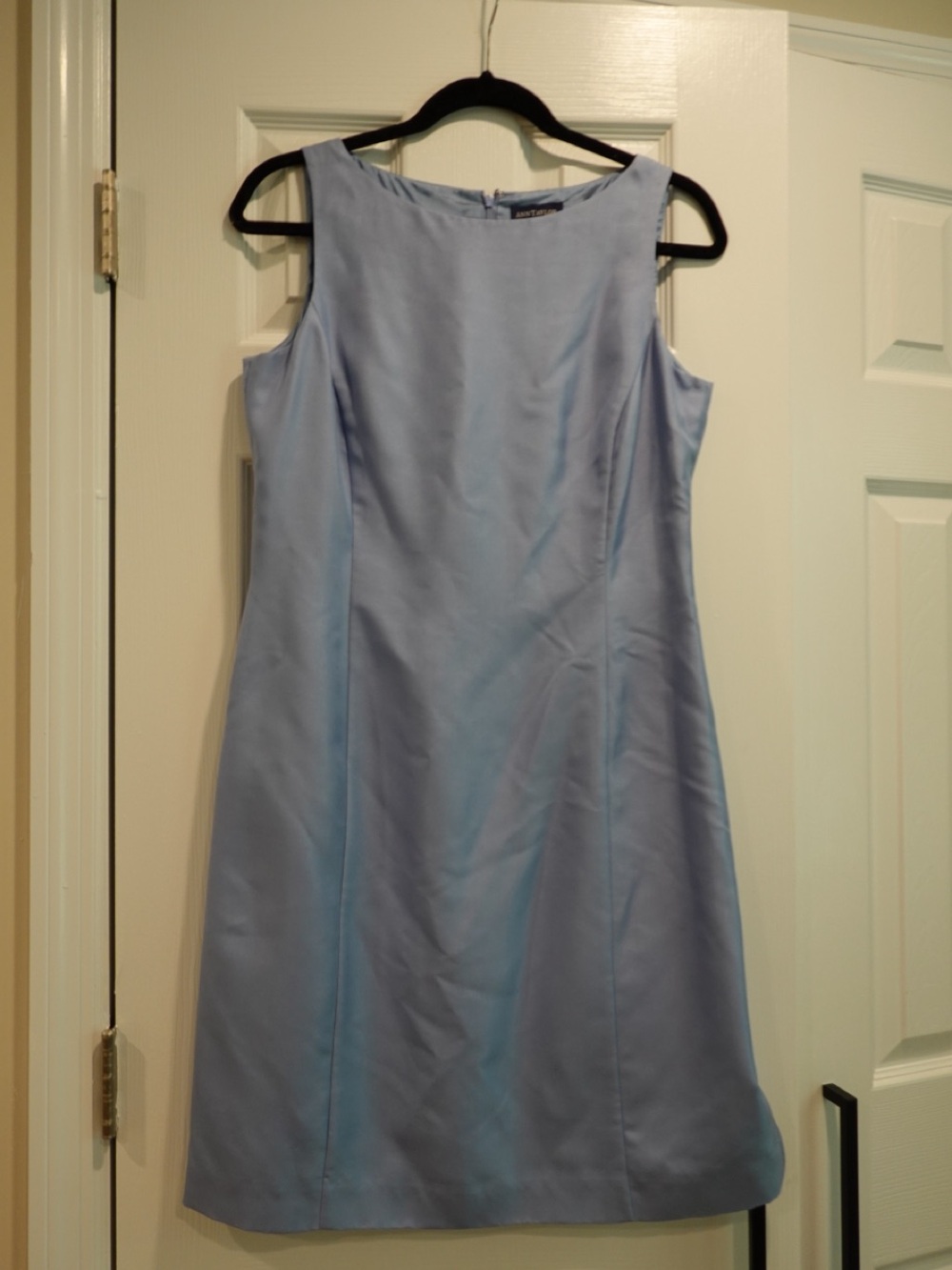 Vintage Ann Taylor Light Blue Sleeveless Midi Sheath Dress